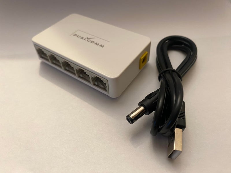 DualComm Mini 5-Port 10/100 Ethernet LAN Switch (USB Powered, Package May Vary) - Image 2